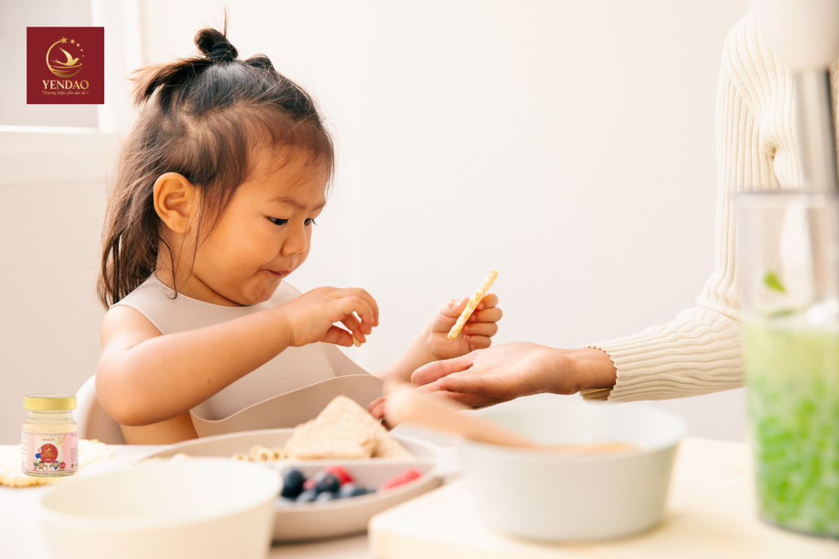 tác dụng của nước yến đối với trẻ em